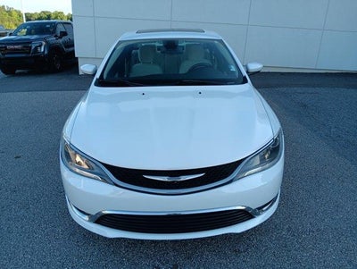 2016 Chrysler 200 Limited