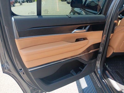 2024 Jeep Grand Wagoneer Series III Obsidian
