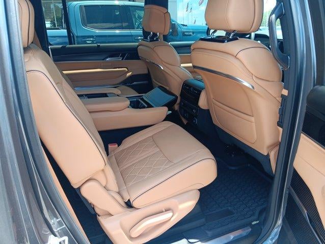 2024 Jeep Grand Wagoneer Series III Obsidian