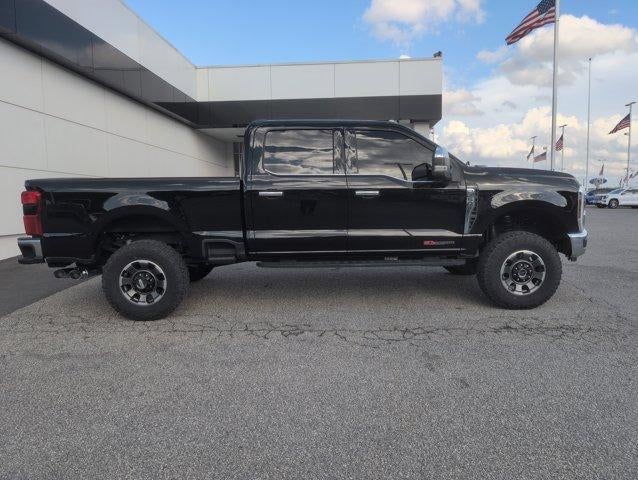 2024 Ford Super Duty F-250 SRW Lariat Tremor