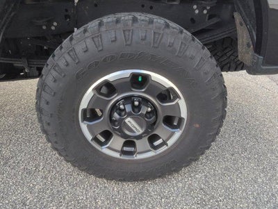 2024 Ford Super Duty F-250 SRW Lariat Tremor