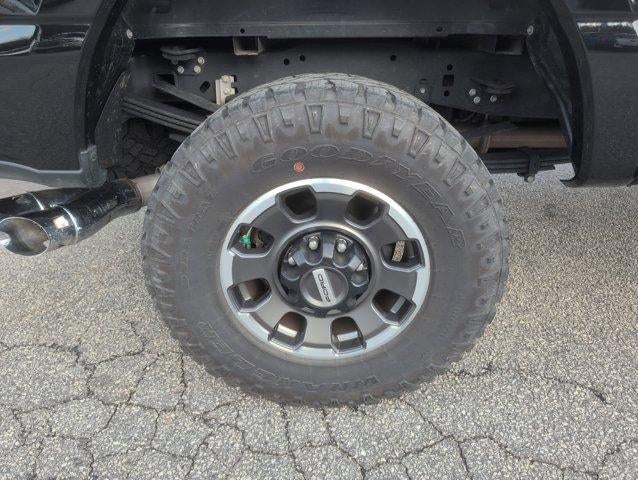 2024 Ford Super Duty F-250 SRW Lariat Tremor