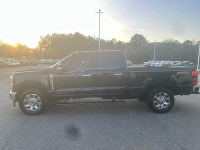2025 Ford Super Duty F-250 SRW LARIAT