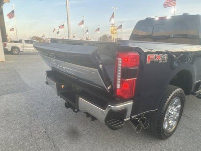 2025 Ford Super Duty F-250 SRW LARIAT