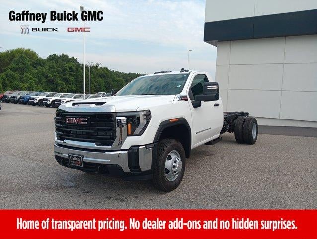 2026 GMC Sierra 3500 HD Chassis Cab Pro
