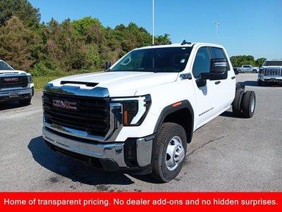 2026 GMC Sierra 3500 HD Chassis Cab Pro