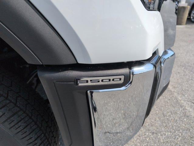 2026 GMC Sierra 3500 HD Chassis Cab Pro
