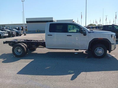2026 GMC Sierra 3500 HD Chassis Cab Pro