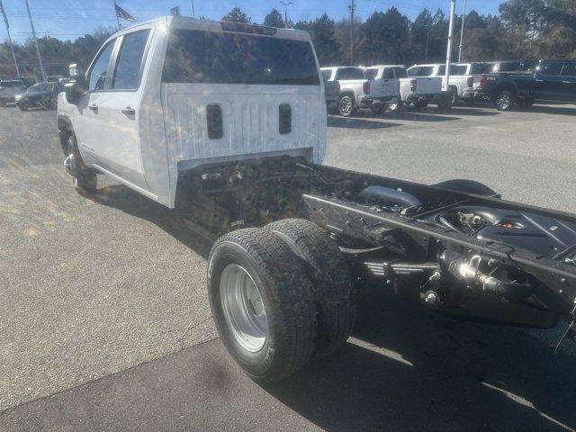 2026 GMC Sierra 3500 HD Chassis Cab Pro