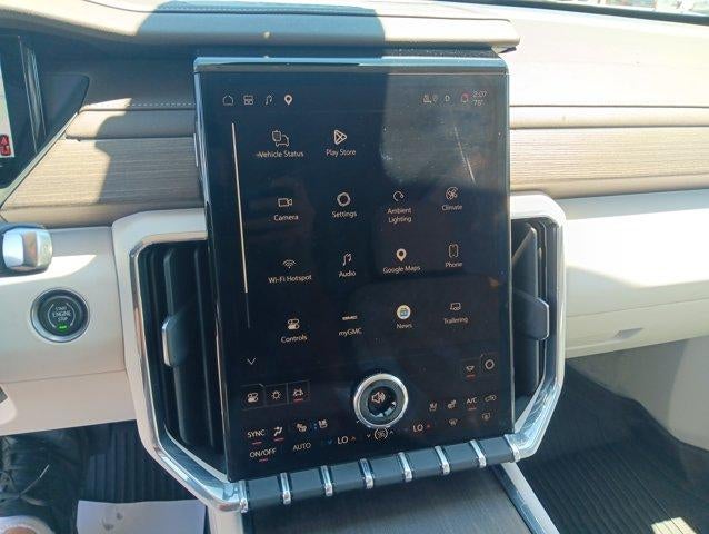 2024 GMC Acadia FWD Denali