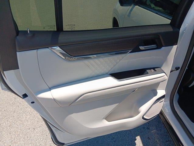 2024 GMC Acadia FWD Denali