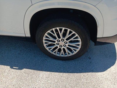 2024 GMC Acadia FWD Denali