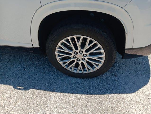 2024 GMC Acadia FWD Denali