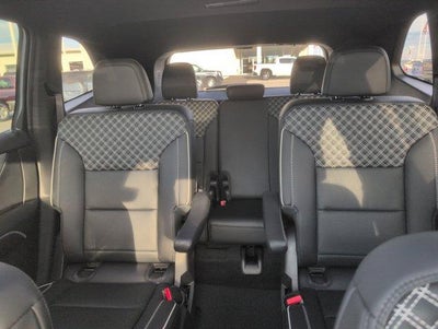 2025 GMC Acadia FWD Denali