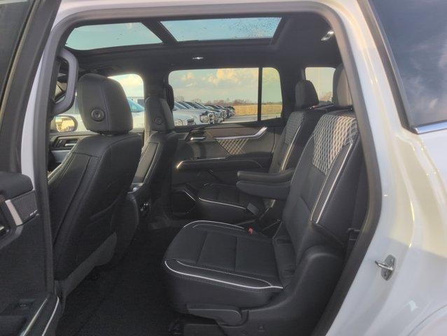 2025 GMC Acadia FWD Denali