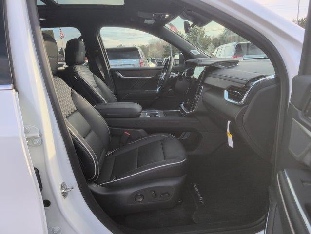 2025 GMC Acadia FWD Denali