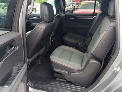 2024 GMC Acadia AWD AT4