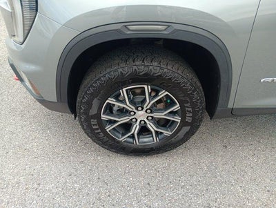 2024 GMC Acadia AWD AT4