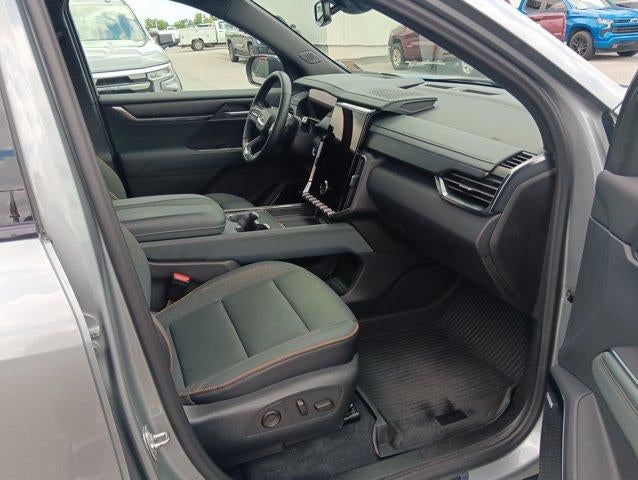 2024 GMC Acadia AWD AT4