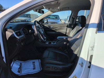 2023 GMC Acadia SLT