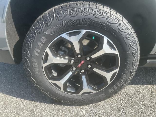 2025 GMC Yukon AT4
