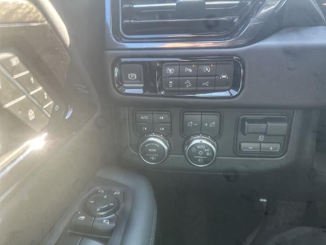 2025 GMC Yukon AT4