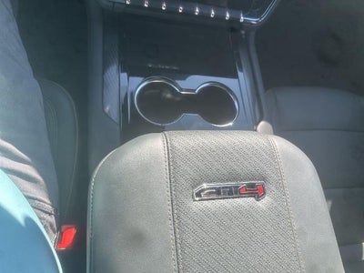2025 GMC Yukon AT4