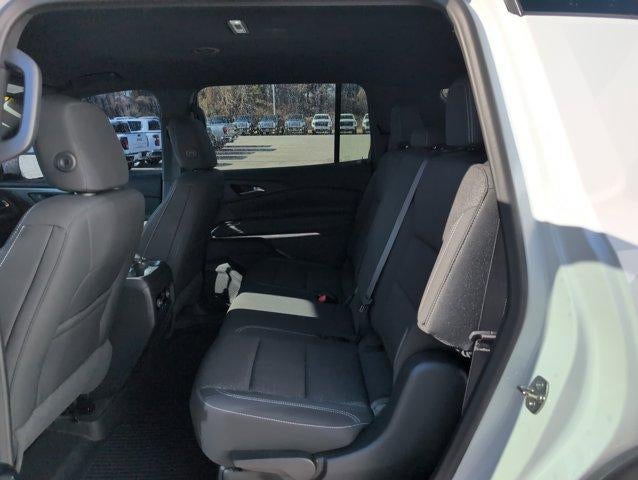 2024 Chevrolet Traverse FWD LS