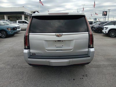 2019 Cadillac Escalade Luxury