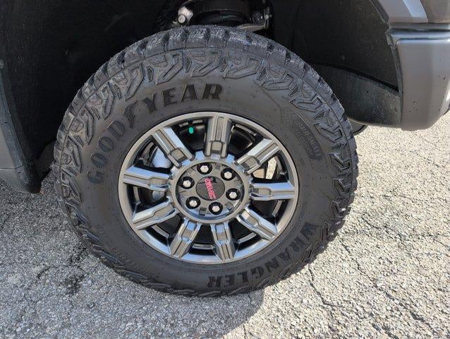 2025 GMC Sierra 1500 AT4X