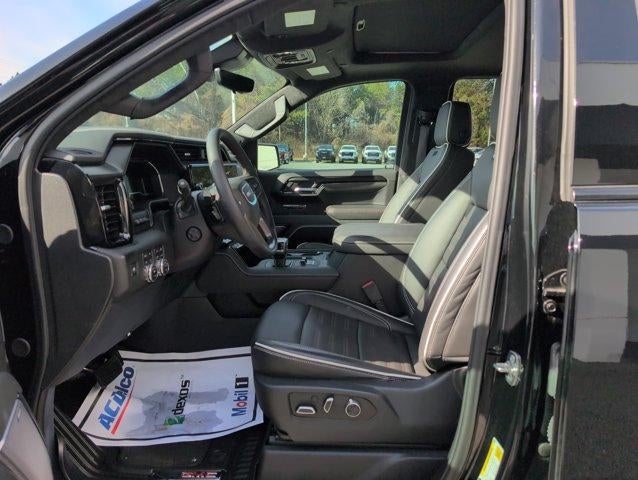 2025 GMC Sierra 1500 AT4X