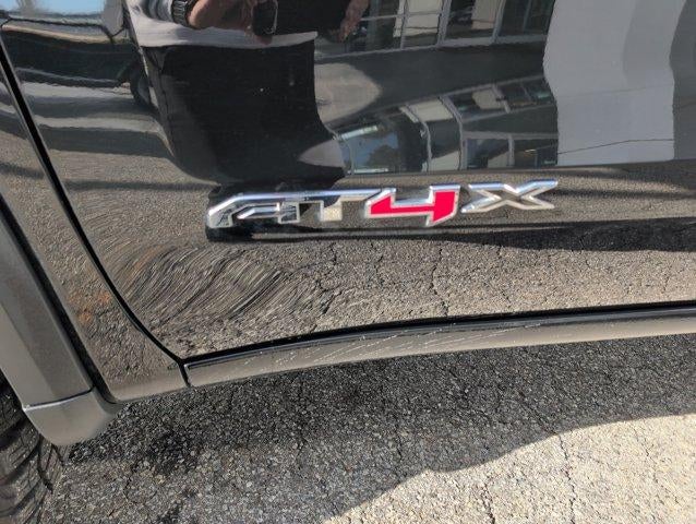 2025 GMC Sierra 1500 AT4X