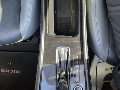 2021 Nissan Kicks SR