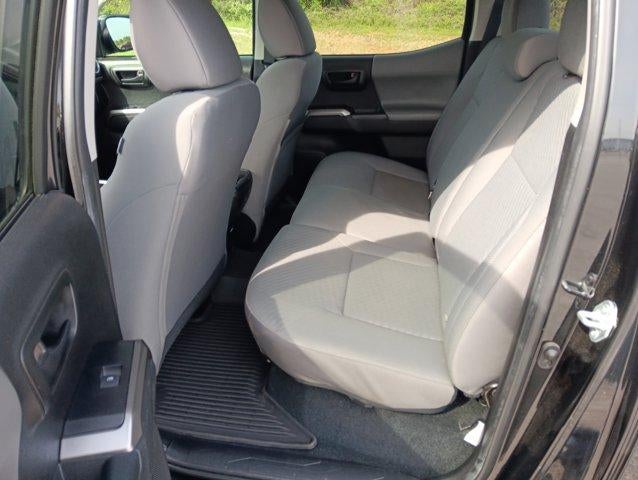 2022 Toyota Tacoma 4WD SR5