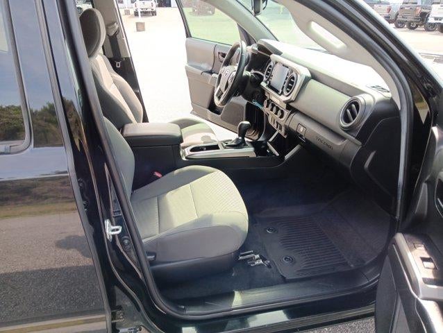 2022 Toyota Tacoma 4WD SR5