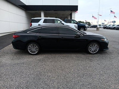 2019 Toyota Avalon Touring