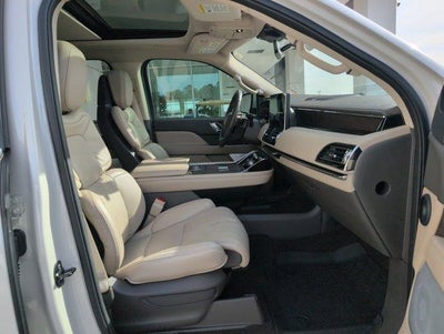 2024 Lincoln Navigator L Reserve