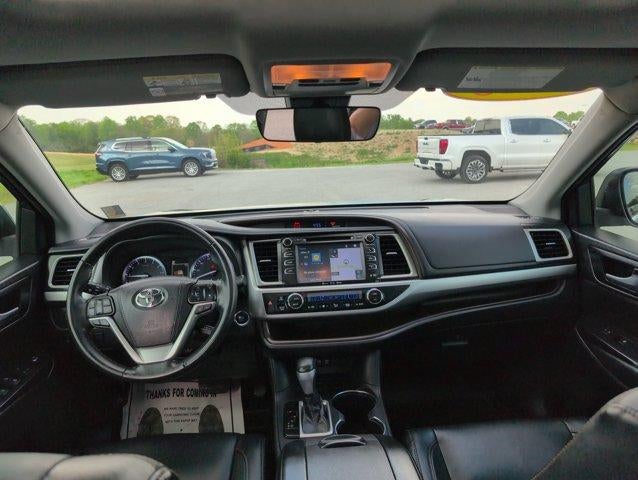 2018 Toyota Highlander SE