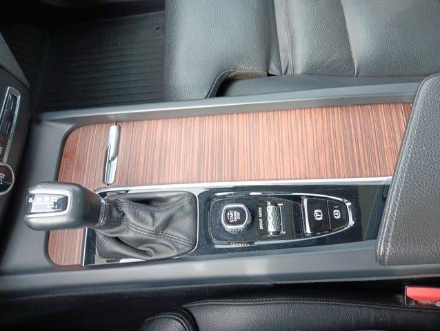 2019 Volvo XC60 Momentum