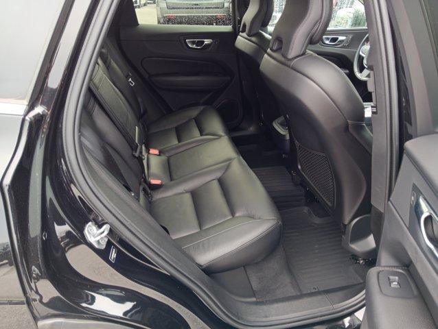 2019 Volvo XC60 Momentum