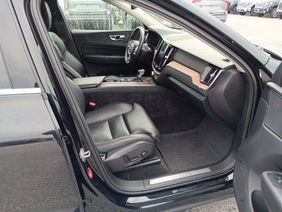 2019 Volvo XC60 Momentum