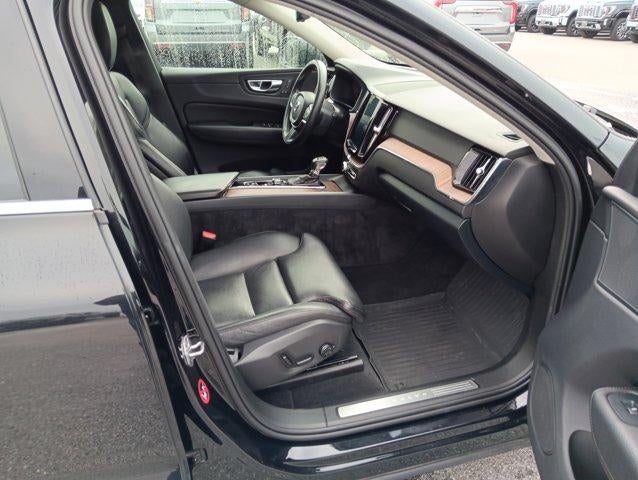 2019 Volvo XC60 Momentum