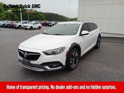 2019 Buick Regal TourX Essence