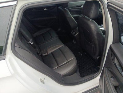 2019 Buick Regal TourX Essence