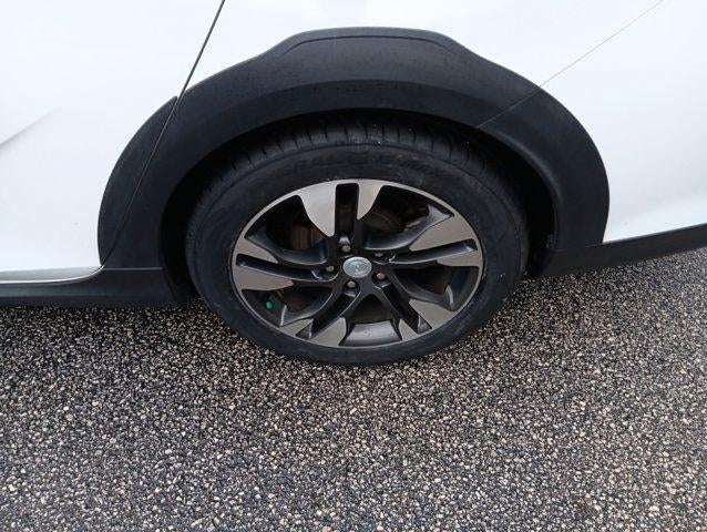 2019 Buick Regal TourX Essence
