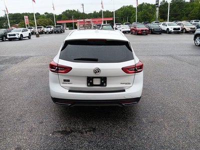 2019 Buick Regal TourX Essence