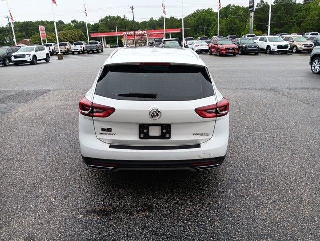 2019 Buick Regal TourX Essence